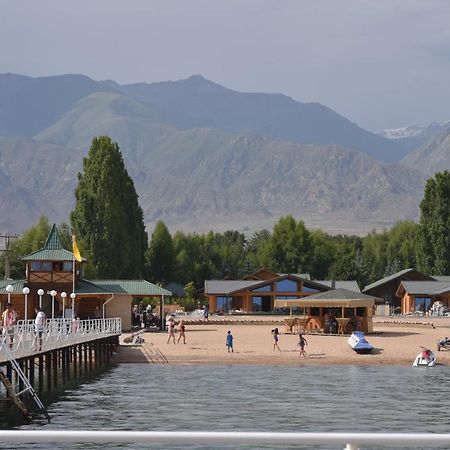 Resort Center Raduga Dolinka Exterior photo