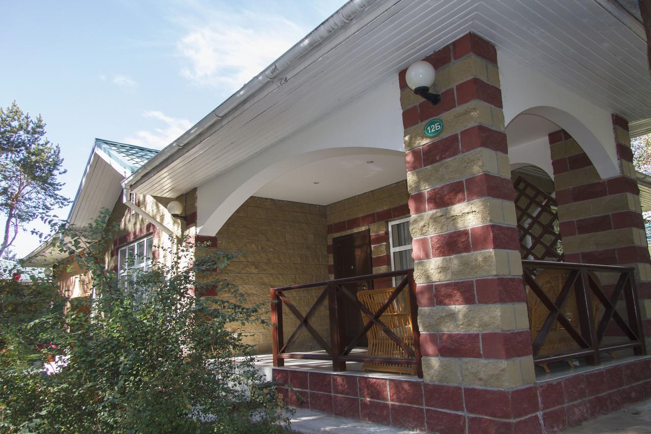 Resort Center Raduga Dolinka Exterior photo